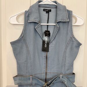 bebe Light Blue Denim Sleeveless Zip Dress with Belt